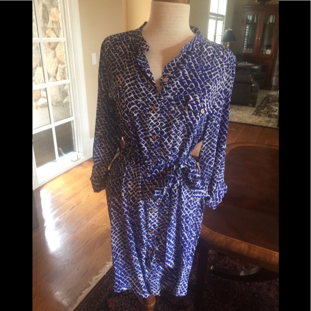 Alice & Trixie 100% Silk Shirtdress -Size Small